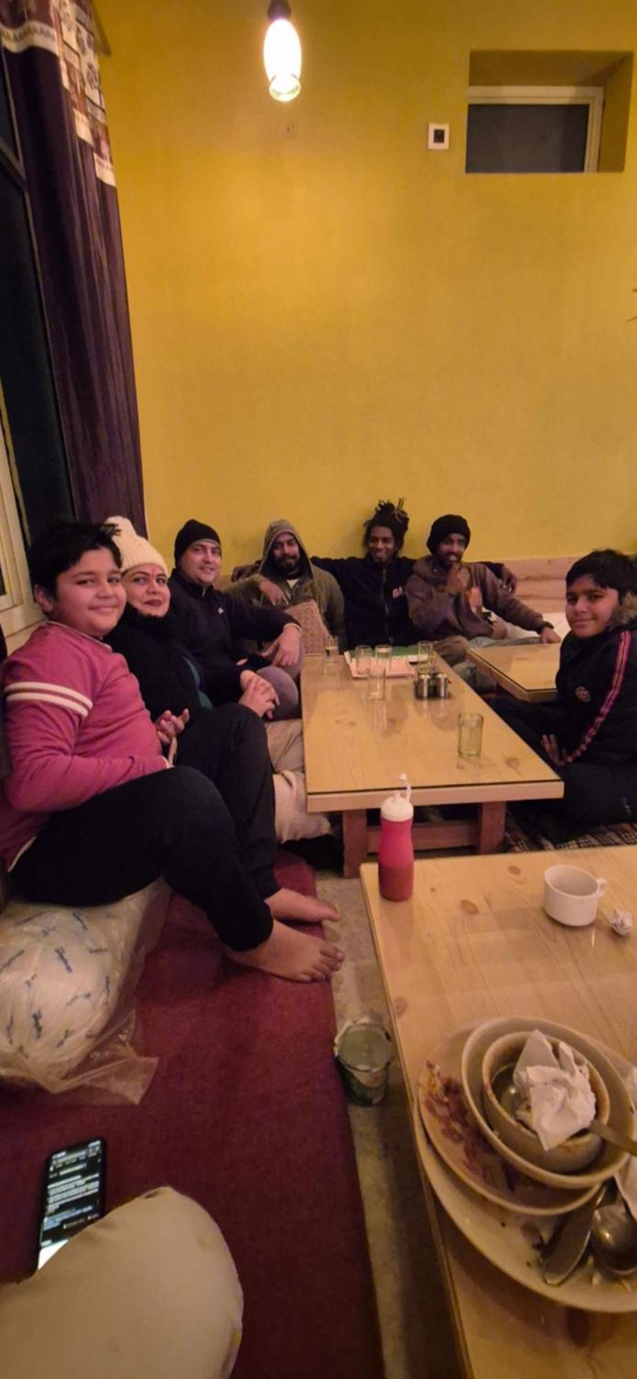 Hostel Blabla House Rishīkesh Zewnętrze zdjęcie